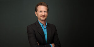 TOM SPIKE Innovationsberatung: Live Webinar Technologie Innovation mit dem Innovationsexperten und Ingenieur Dr. Henryk Stöckert.