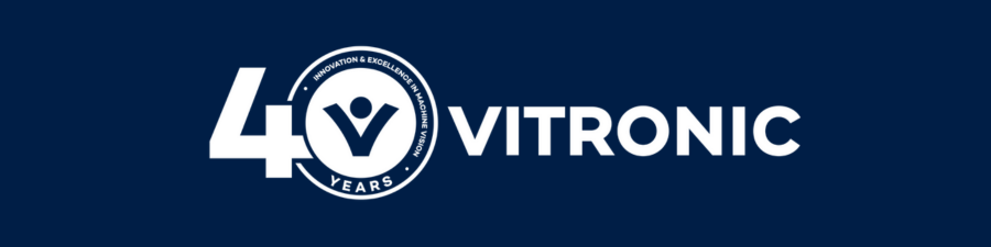Die Bildverarbeitungstechnologie von VITRONIC sorgt seit nunmehr 40 Jahren für sichere Abläufe in den verschiedensten Branchen von Automotive über Logistik bis zur Verkehrsüberwachung. Die globale Unternehmensgruppe mit 1.400 Mitarbeitenden setzt u.a. auf langfristige Partnerschaften und nachhaltiges Handeln.