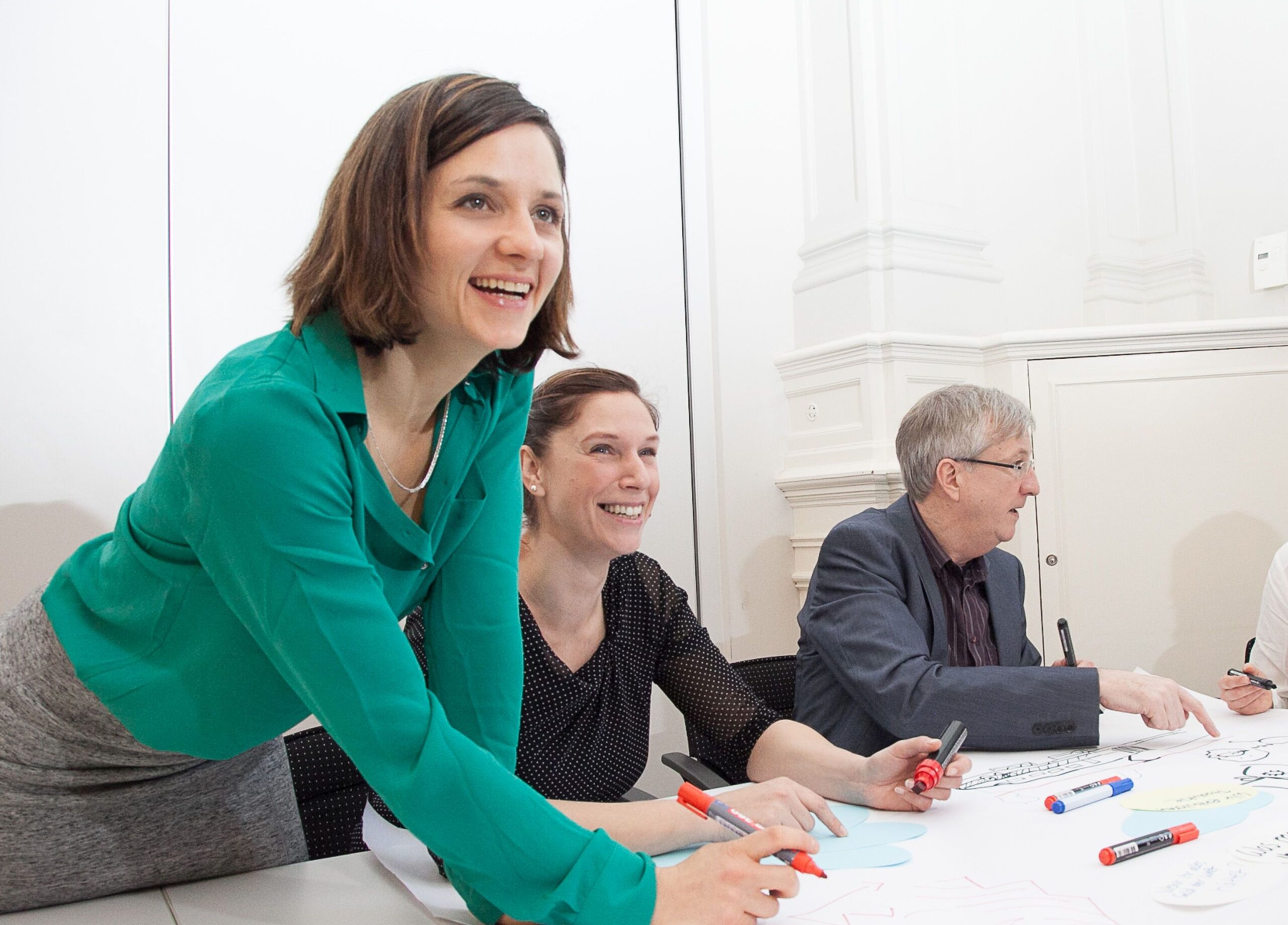 Innovationsberaterin Nina Defounga im Workshop - TOM SPIKE