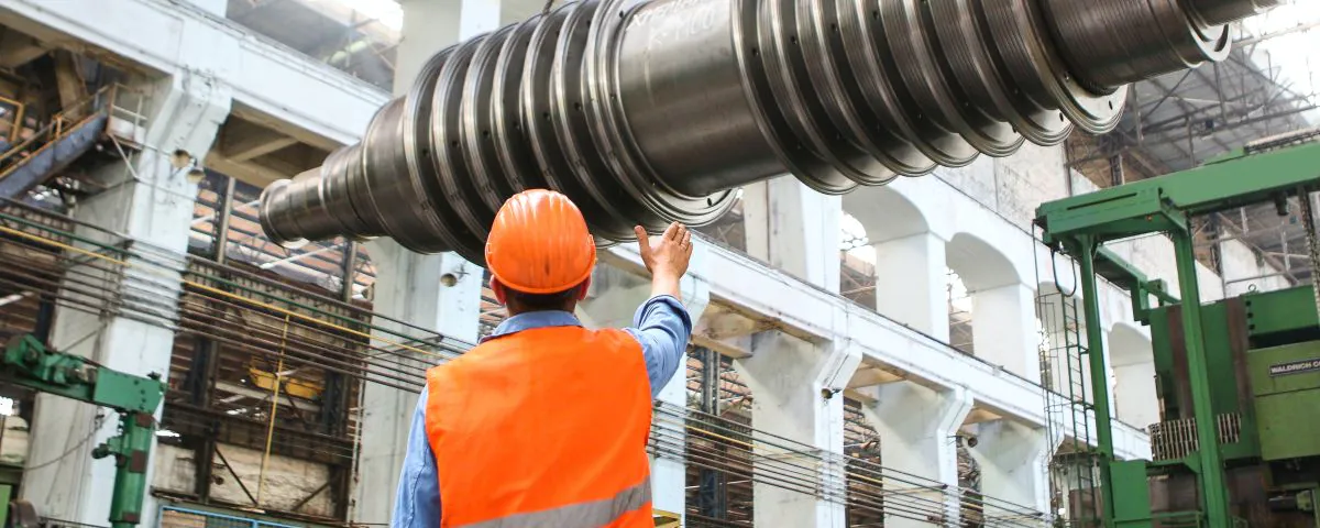 Ingenieur bei der Qualitätskontrolle - TOM SPIKE Structured innovation, Innovationsberatung